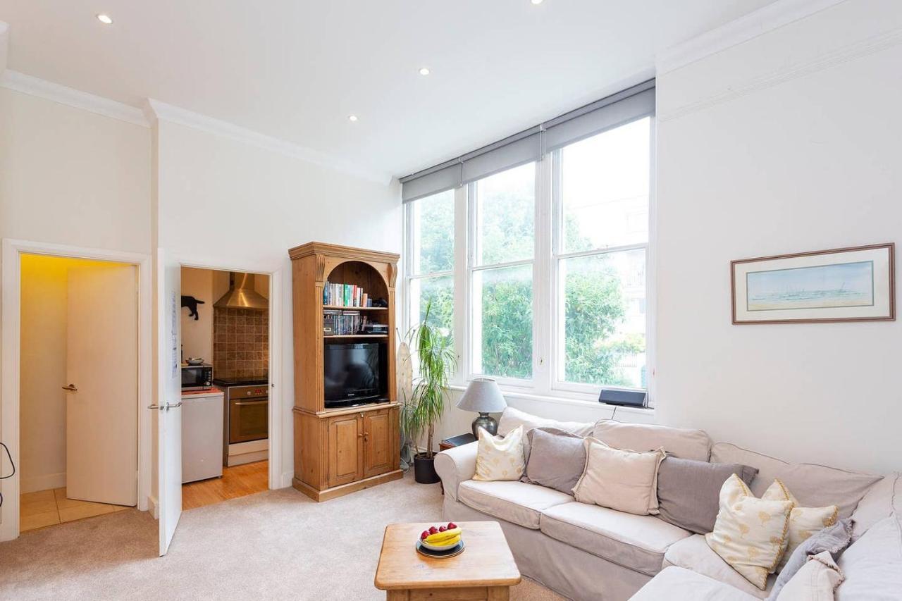 Charming Studio Near Clapham Common Londres Exterior foto