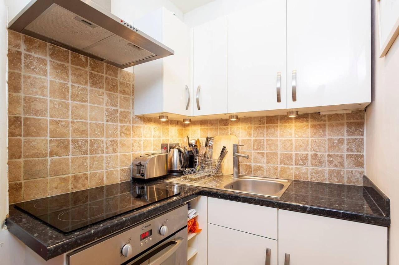 Charming Studio Near Clapham Common Londres Exterior foto